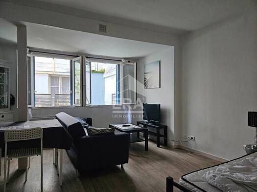 Appartement à louer 475 € 1 pièce 22 m² RDC/3 Vieux Marché-Cathédrale Rouen 76000