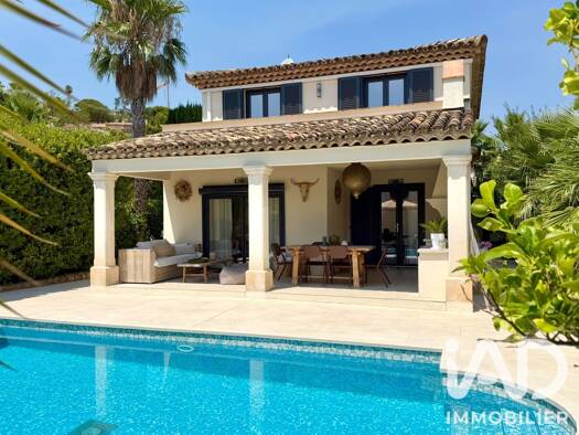 Maison à vendre 1 250 000 € 5 pièces 4 chambres 139 m² 475 m² de terrain Les Bouteillers Sainte-Maxime 83120
