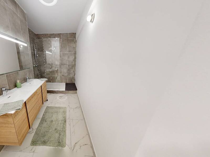 Maison à louer, 9m², PARIS 16E