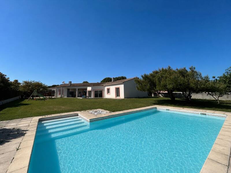 Maison à vendre, 174m², VILLEMOUSTAUSSOU