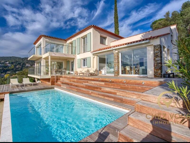 Maison à vendre, 200m², LA CROIX VALMER