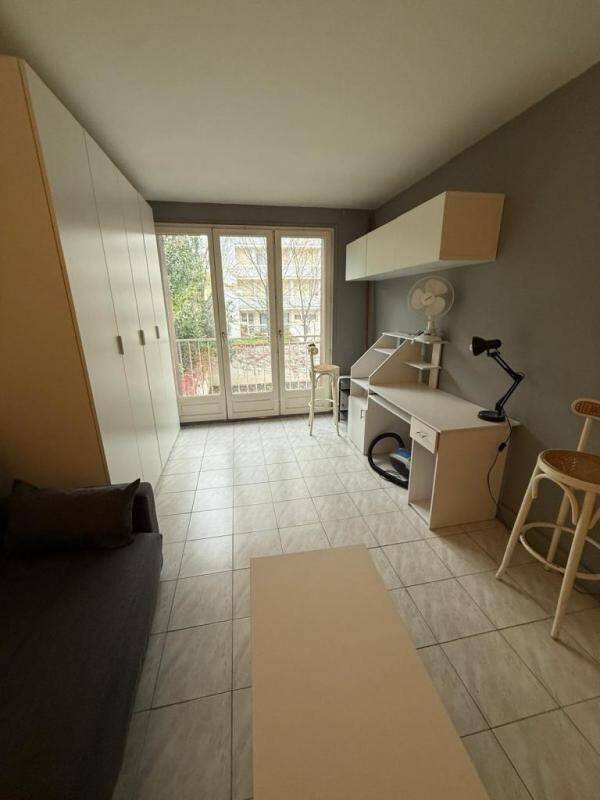 Maison à louer, 25m², COURBEVOIE