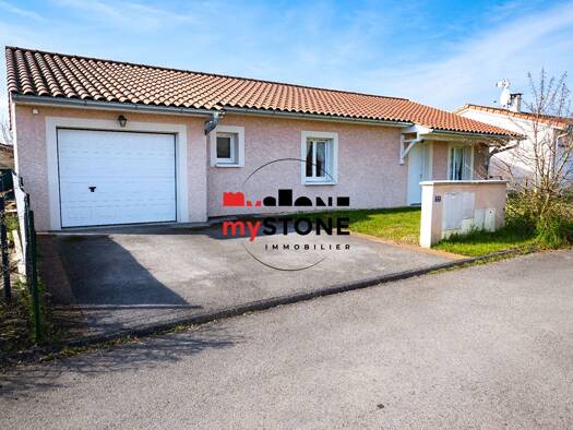 Maison de plain-pied à louer 1 110 € 4 pièces 3 chambres 100 m² 403 m² de terrain Est Belleville-en-Beaujolais 69220