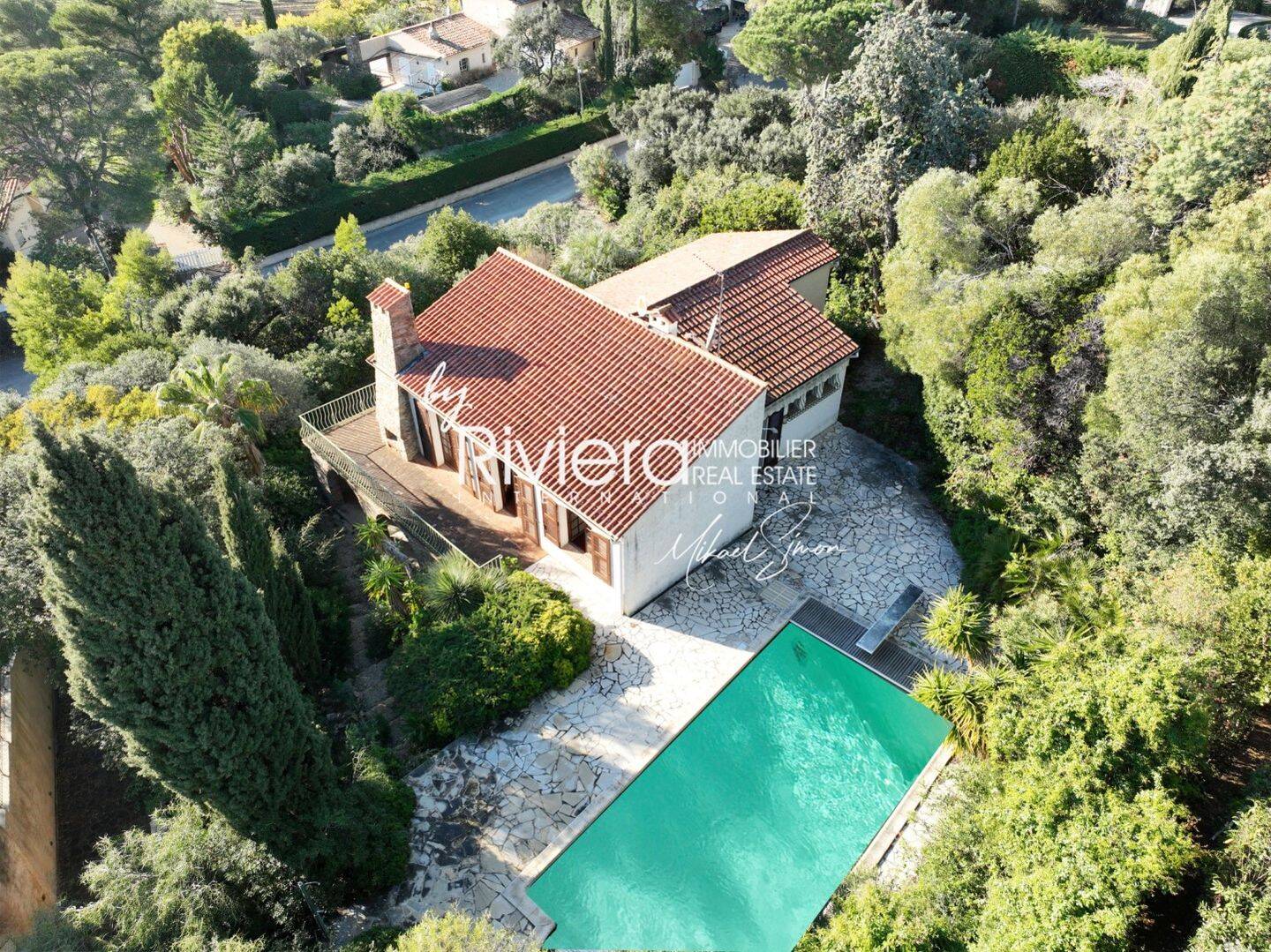Maison à vendre, 120m², LA CROIX VALMER