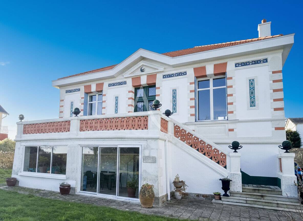 Maison à vendre, 220m², SAINT NAZAIRE