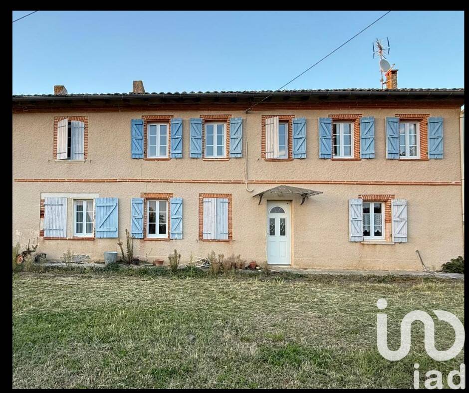 Maison à vendre, 136m², SAINTE FOY DE PEYROLIERES