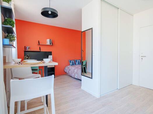 Appartement à louer - Première occupation - logement étudiant 440 € 1 pièce 17 m² France et Rosieres Vichy 03200