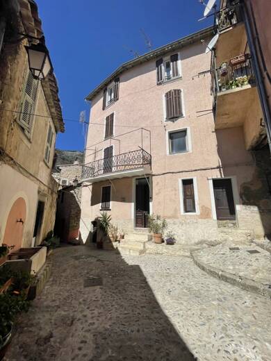 Maison à vendre 229 000 € 7 pièces 130 m² Coaraze 06390