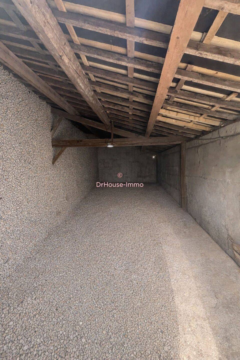Maison à vendre, 130m², MONTMERLE SUR SAONE