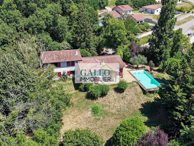 Maison à vendre 480 000 € 10 pièces 6 chambres 263 m² 5 920 m² de terrain Les Cotes-d'Arey 38138