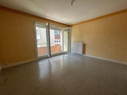 Appartement à vendre 69 000 € 3 pièces 2 chambres 65,23 m² Étage 1/2 Aulnay-Exterieurs Mer 41500