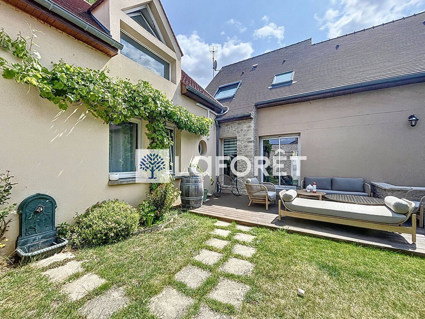 Maison à vendre, 204m², SAINT NOM LA BRETECHE