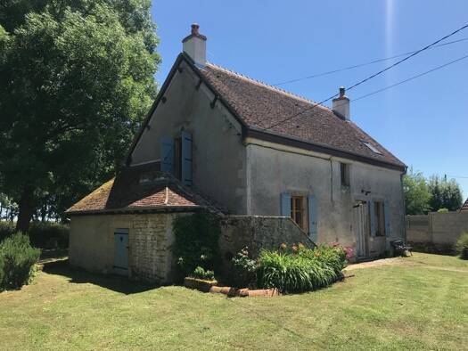 Maison à vendre 139 000 € 5 pièces 2 chambres 106 m² 3 846 m² de terrain Mornay-Berry 18350