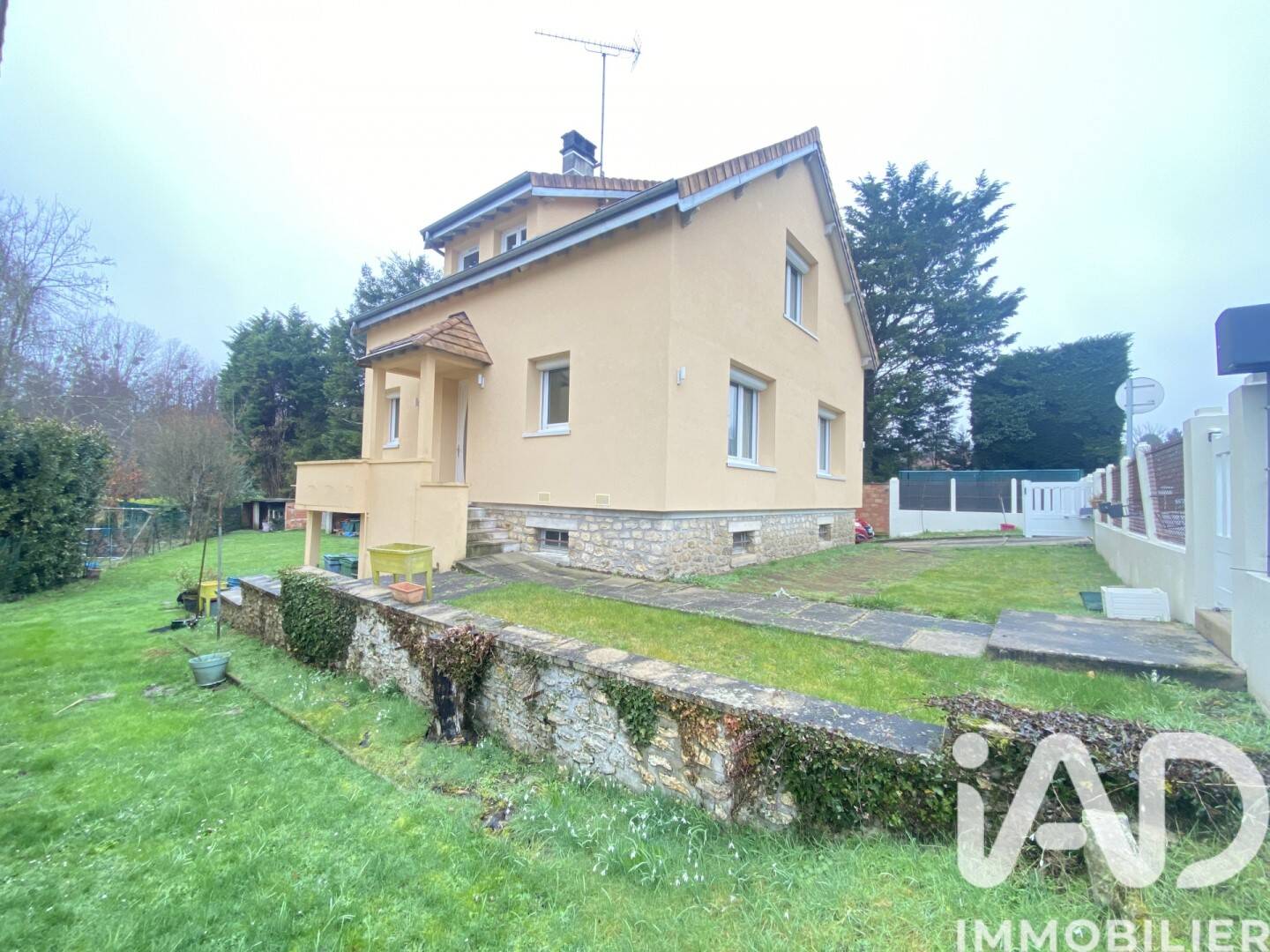 Maison à vendre, 114m², POIGNY LA FORET