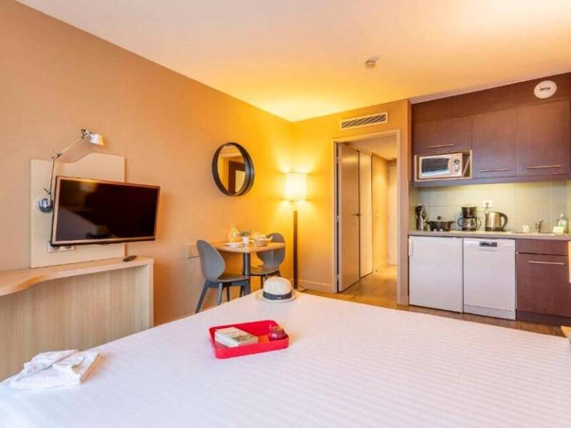 Maison à louer, 22m², MARSEILLE 8E