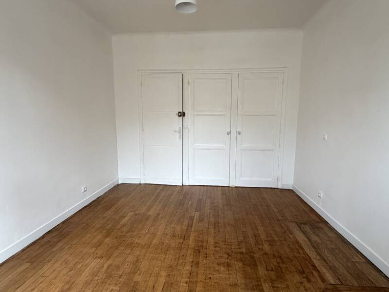 Maison à louer, 66m², PARIS 18E