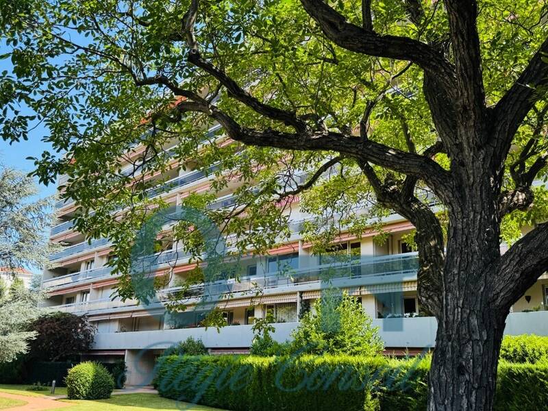 Maison à louer, 83m², LYON 4E