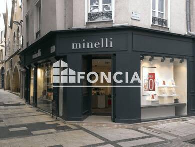 Local commercial à louer 8 016 € 250 m² de surface de vente Haute Ville-Basse Ville Chartres 28000