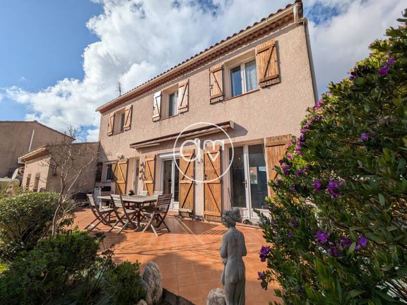 Maison à vendre, 102m², LA LONDE LES MAURES