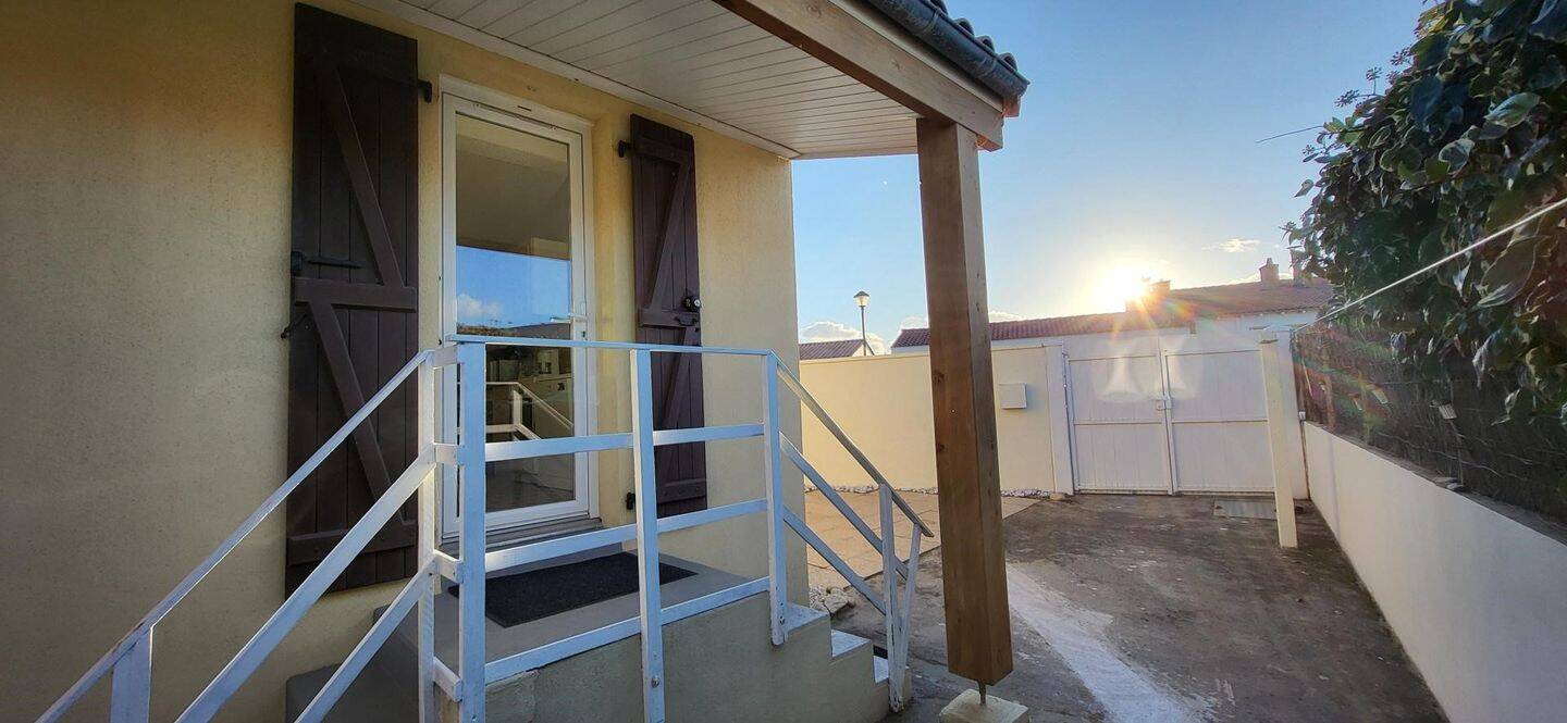 Maison à vendre, 63m², LONGEVILLE SUR MER