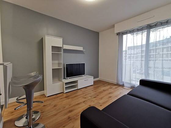 Maison à louer, 18m², COURBEVOIE