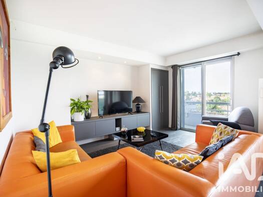 Appartement à vendre 250 000 € 4 pièces 3 chambres 116 m² Étage 4/6 Notre-Dame Cholet 49300