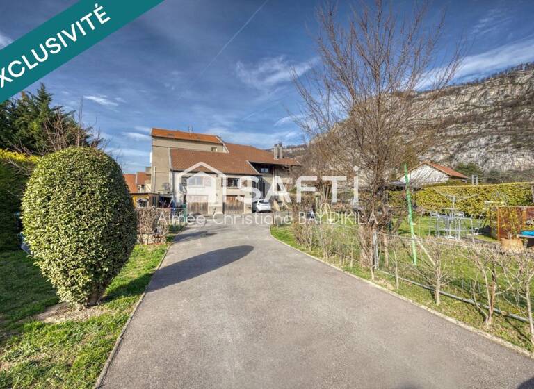 Maison à vendre 330 000 € 6 pièces 3<br/>chambres 124 m²<br/>superficie 981 m²<br/>terrain L'Hoirie-Brande-Gaudière-Centre Voreppe 38340