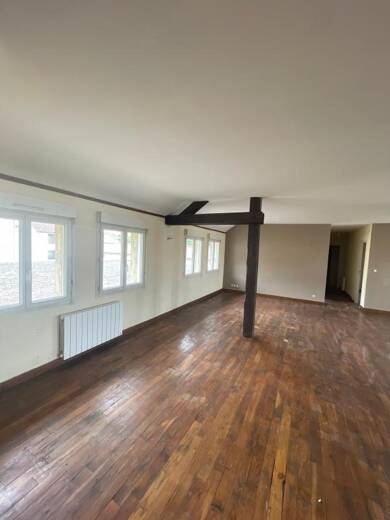 Appartement à louer 655 € 3 pièces 2 chambres 129 m² Cosne Peripherie Cosne-cours-sur-Loire 58200