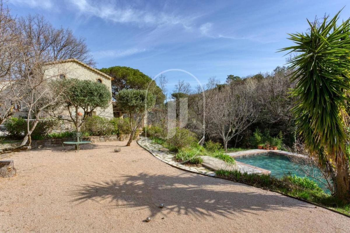 Maison à vendre, 132m², LA GARDE FREINET