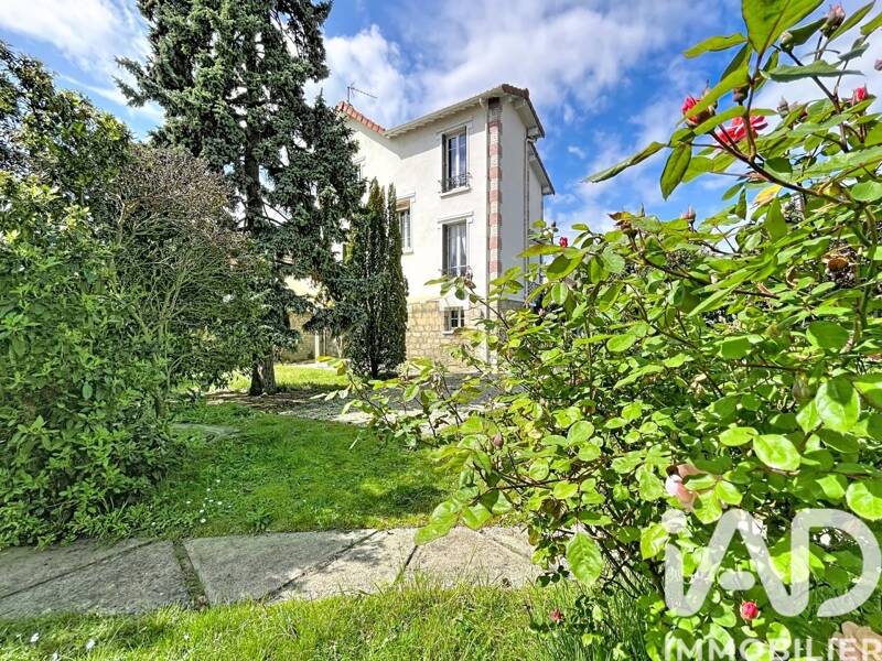 Maison à vendre, 115m², SAINT MAUR DES FOSSES