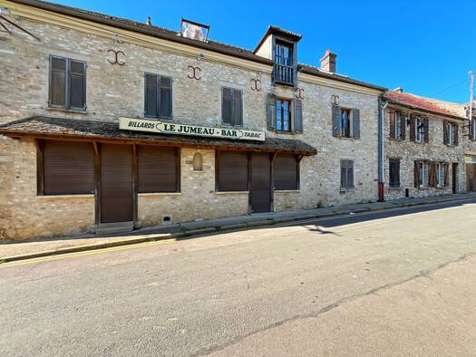 Maison à vendre 471 000 € 13 pièces 6 chambres 365 m² 392 m² de terrain Jumeauville 78580