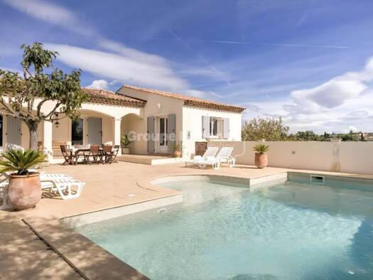 Maison à vendre 884 000 € 10 pièces 7 chambres 263 m² 700 m² de terrain Saint Paul en Foret 83440