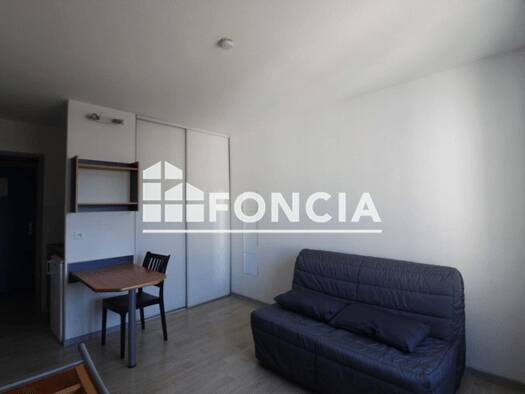 Appartement à louer 420 € 1 pièce 18,4 m² 3ème étage Aristide-Briand Fontaine 38600