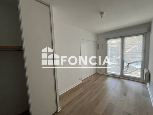 Appartement à louer 545 € 1 pièce 24 m² RDC Monselet Nantes 44000