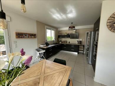 Maison à vendre 210 870 € 5 pièces 4 chambres 130 m² 506 m² de terrain Eysses Villeneuve sur Lot 47300