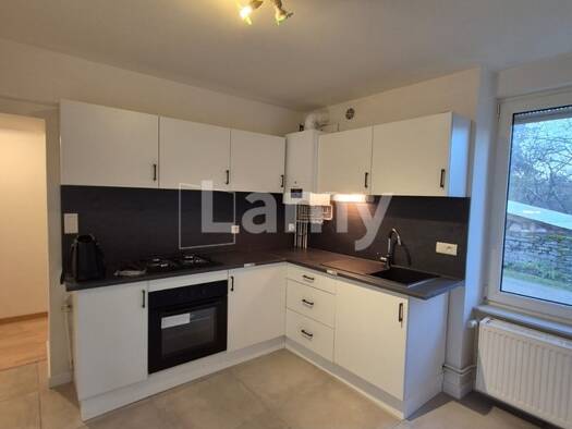 Appartement à louer 435 € 2 pièces 1 chambre 47 m² RDC/2 Grand Grésil-Stade Vesoul 70000
