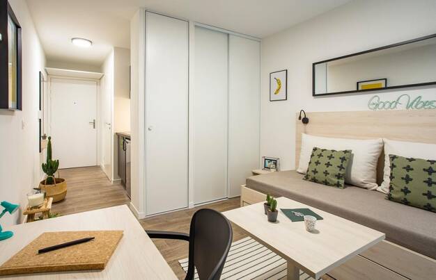 Appartement à louer 684 € 1 pièce 17 m² Butte Pinson Pierrefitte-sur-Seine 93380