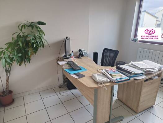 Bureaux à vendre 80 000 € 81 m² de bureaux Le Péage-de-Roussillon 38550