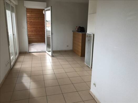 Triplex à louer 485 € 2 pièces 1 chambre 37 m² Étage 2/2 Nord Gond-Pontouvre 16160