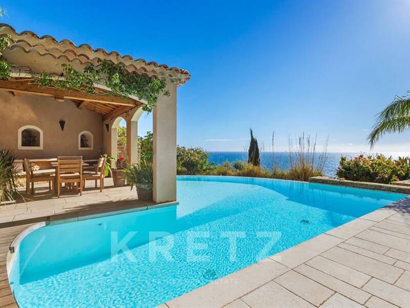 Maison à vendre, 225m², CARQUEIRANNE