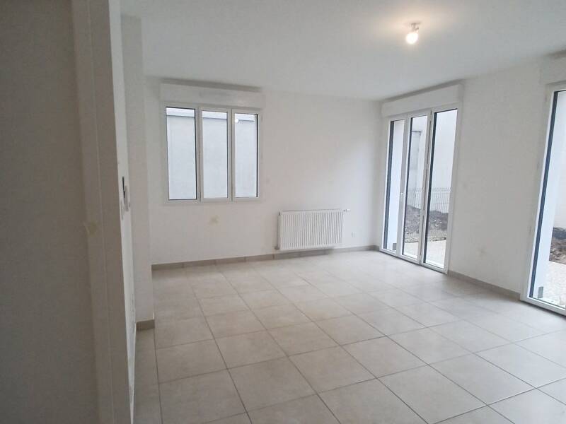 Maison à louer, 66m², LYON 8E