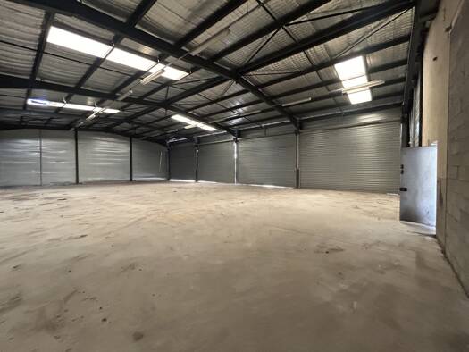 Local commercial à vendre 145 000 € 95 m² de surface de vente Est-Chateaufleury Romans-sur-Isère 26100