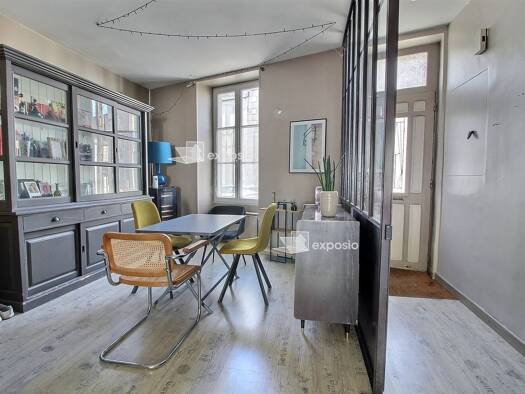 Maison à vendre 242 500 € 4 pièces 2 chambres 88 m² 124 m² de terrain Centre Ville Niort 79000