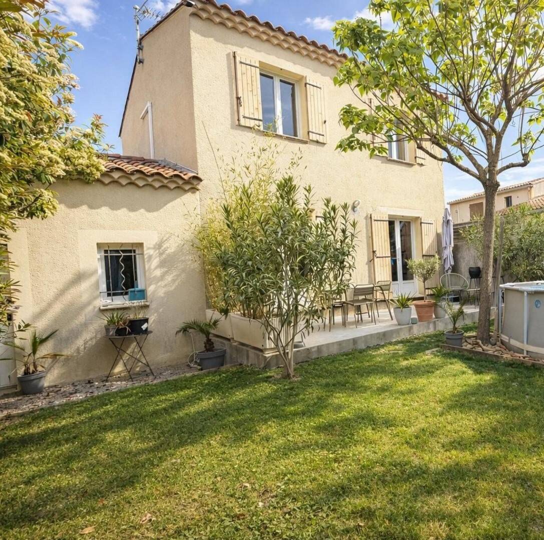 Maison à vendre, 80m², ENTRAIGUES SUR LA SORGUE
