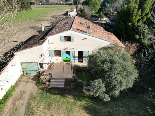 Maison à vendre 558 000 € 6 pièces 4 chambres 159,6 m² 5 468 m² de terrain Velleron 84740