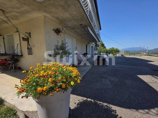 Maison à vendre 399 000 € 7 pièces 4 chambres 158,1 m² 1 400 m² de terrain Belley 01300