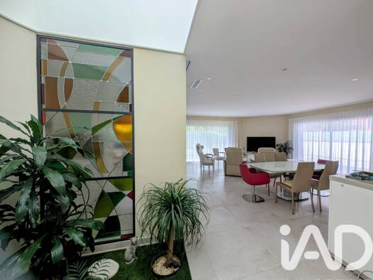 Maison de plain-pied à vendre 529 000 € 4 pièces 2 chambres 137 m² 600 m² de terrain Est Céret 66400
