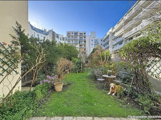 Appartement à vendre 930 000 € 3 pièces 2 chambres 78 m² Étage 1/10 Clignancourt-Jules Joffrin Paris 18ème arrondissement 75018