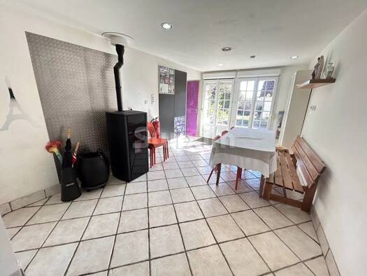 Maison à vendre 85 000 € 3 pièces 1 chambre 69 m² 277 m² de terrain Champlitte 70600