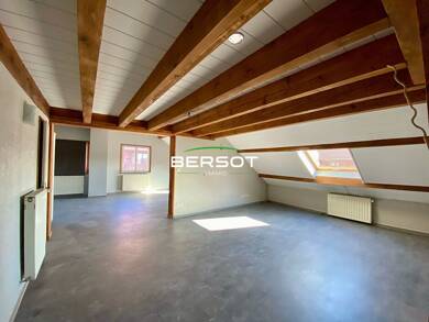 Duplex à louer 1 130 € 4 pièces 3 chambres 101 m² Dernier étage, Étage 2/2 Doubs 25300